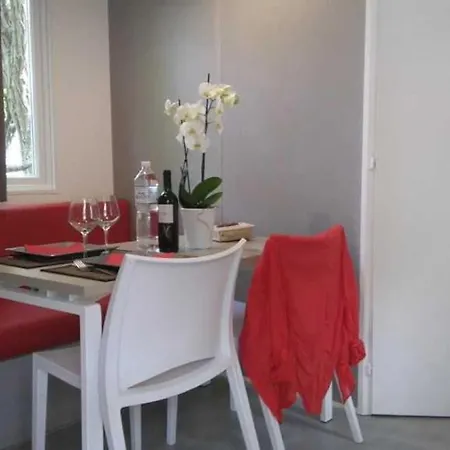 3 Etoiles - Piscine - Ccbbhca *