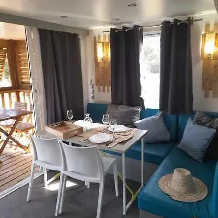 3 Etoiles - Piscine - Ccbbhca Pézenas