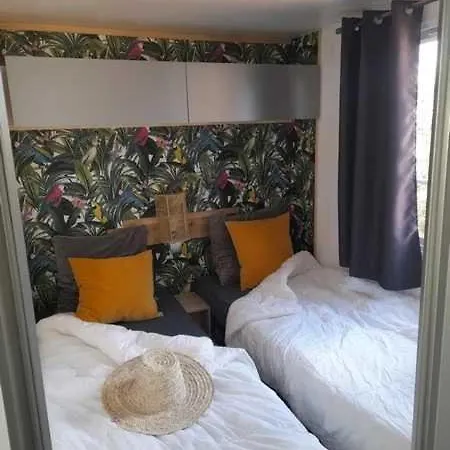 Campsite 3 Etoiles - Piscine - Ccbbhca *