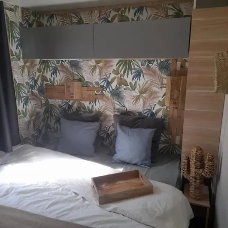 Kemping Zecamping 3 Etoiles Avec Piscine Chauffee - Bar Et Restaurant Pézenas