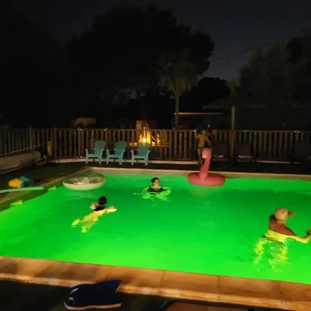 Zecamping 3 Etoiles Avec Piscine Chauffee - Bar Et Restaurant 3* Pézenas