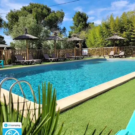 Zecamping 3 Etoiles Avec Piscine Chauffee - Bar Et Restaurant 3* Pézenas