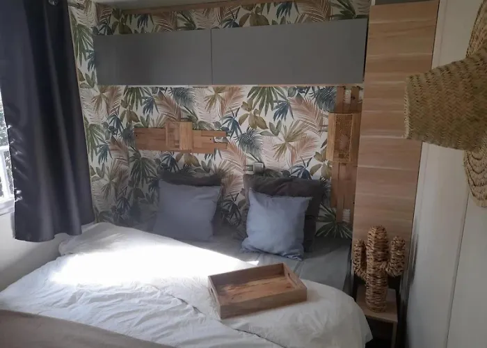 Кемпинг Zecamping 3 Etoiles Avec Piscine Chauffee - Bar Et Restaurant Пезенас