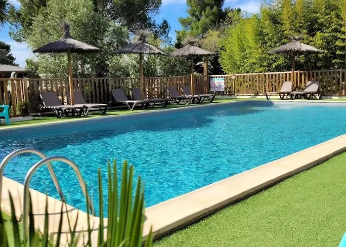 Zecamping 3 Etoiles Avec Piscine Chauffee - Bar Et Restaurant 3* Пезенас