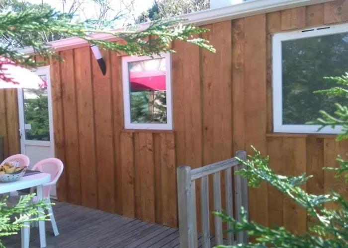 Zecamping 3 Etoiles Avec Piscine Chauffee - Bar Et Restaurant Кемпинг